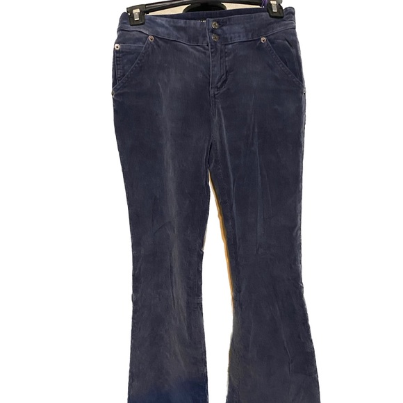 Guess Corduroy/like Pants- Great condition - Picture 3 of 5